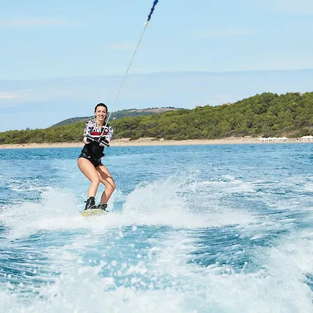 Mandola Rosa At Riviera Olympia, A Grecotel To Live Hotel 5*