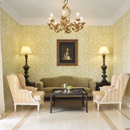 Hotel Mandola Rosa, A To Live 5*