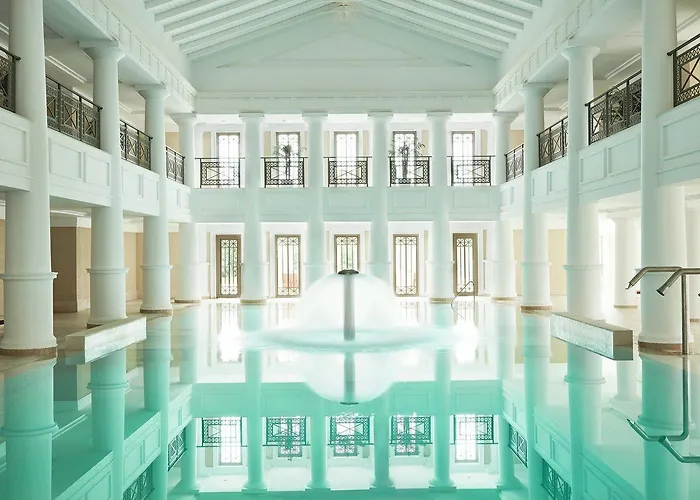 Mandola Rosa At Riviera Olympia, A Grecotel To Live Hotel