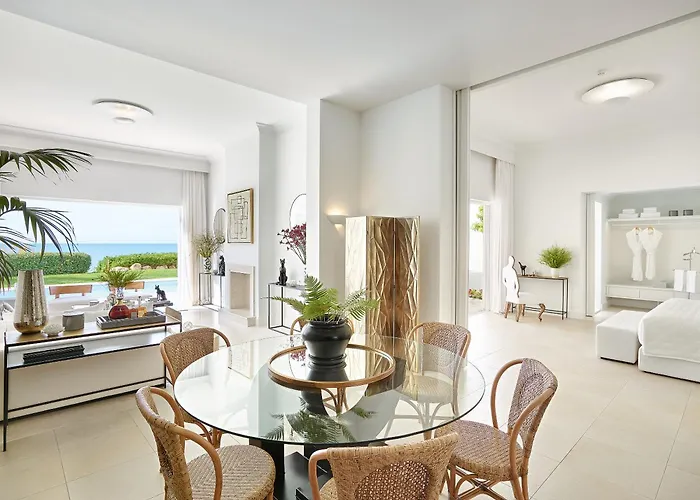 Mandola Rosa At Riviera Olympia, A Grecotel To Live Hotel 5*