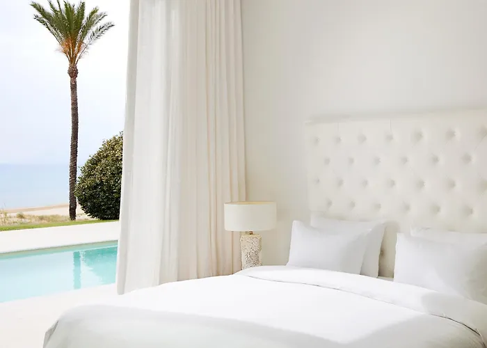 Mandola Rosa At Riviera Olympia, A Grecotel To Live Hotel 5*