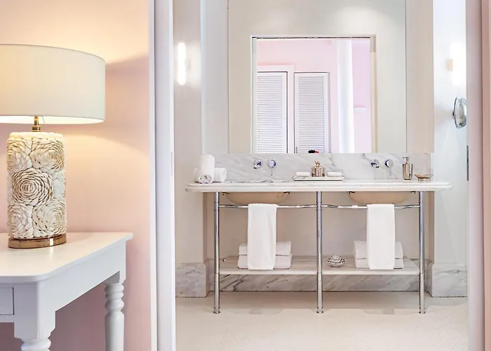 Mandola Rosa At Riviera Olympia, A Grecotel To Live